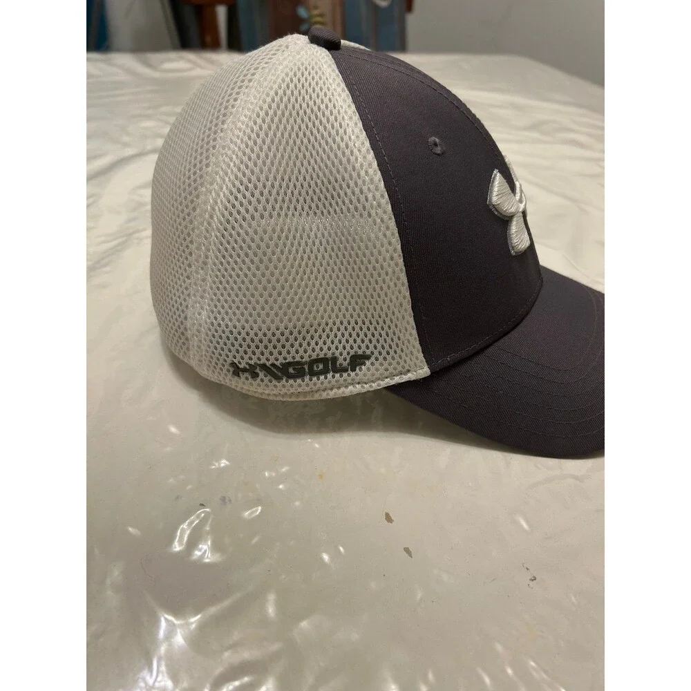 Under Armor golf hat Under Armour Size: L /XL